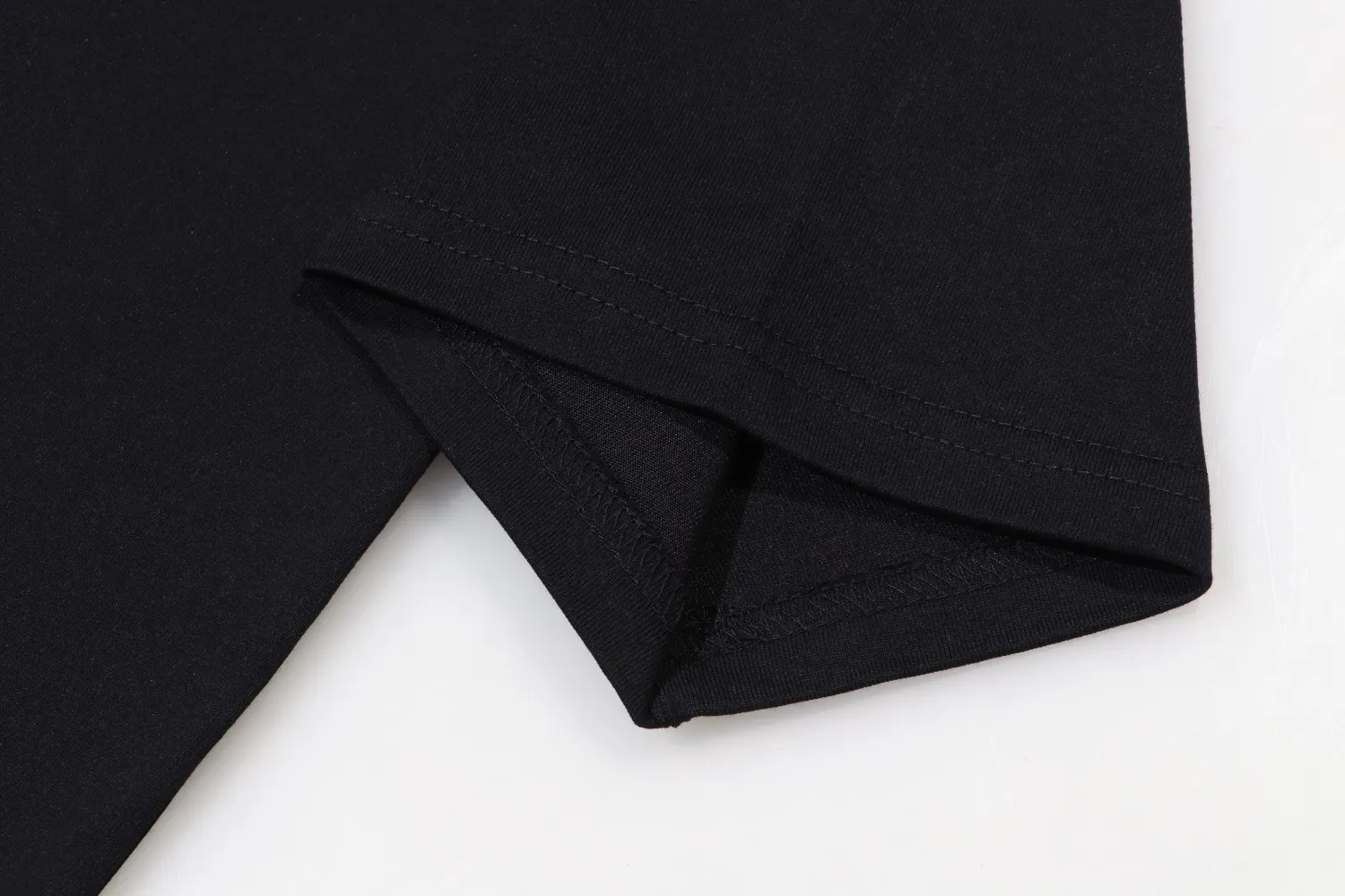 Arc’teryx ARC 23SS T 60 ， g 。 Breathable， ， ， 。 logo ， 。 ， 。 ， ， ， ， 。 Size:XS-L